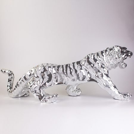 TIGER STAUTE