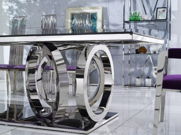 4 Ring Sculpture Design Dining Table, 4-DISC